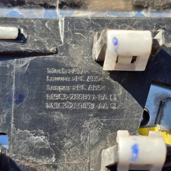 Jaguar E-Pace Para-lama OEM M9C3-280B11-BA M9C3-280B10-BA image 3