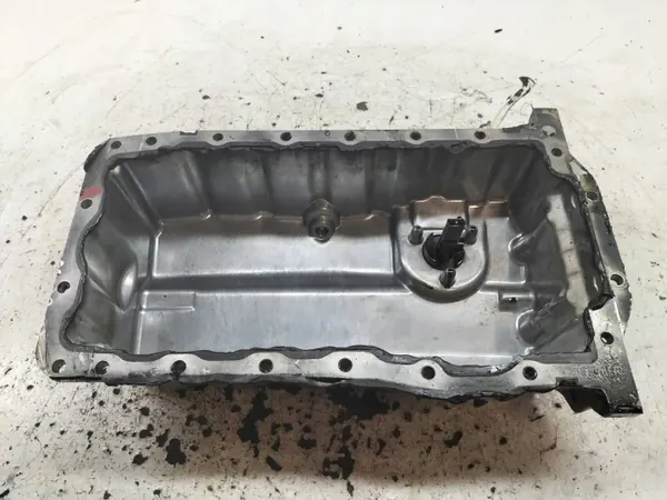Cárter de aceite OEM 5907911160593 para Audi A3 2.0 TDI image 3