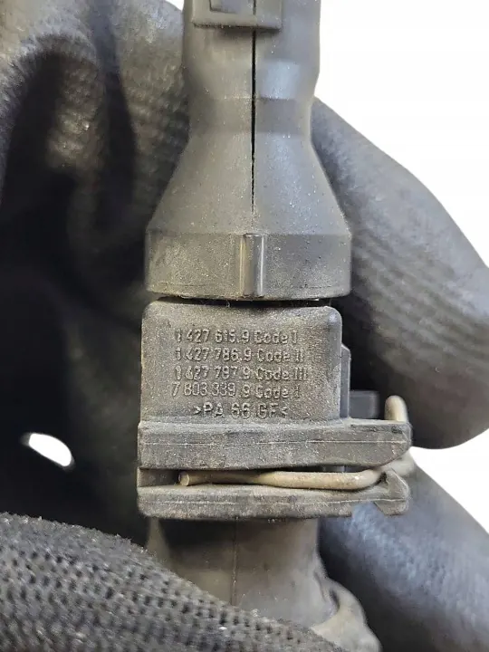 Sensor de presión de aceite BMW OEM 7803339 - Usado image 4