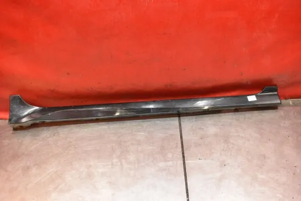 OEM mamAUTO-1055990- Oikea kynnyssuoja Nissan Leaf II image 2