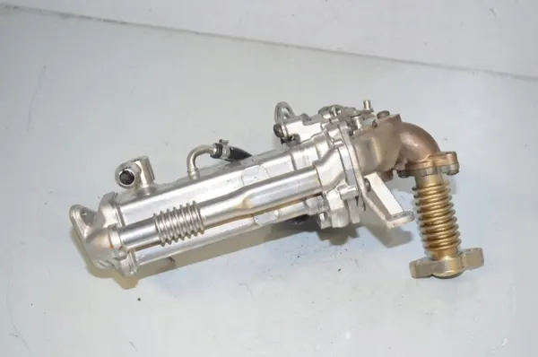 Refroidisseur EGR BMW OEM 5A7A498 - État Utilisé image 4
