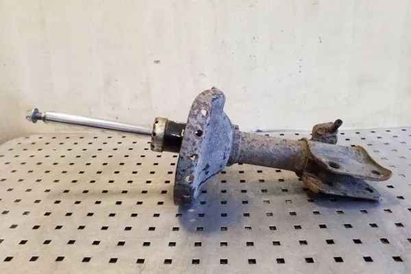 Ammortizzatore anteriore sinistro SUBARU LEGACY V 2.0L benzina image 2