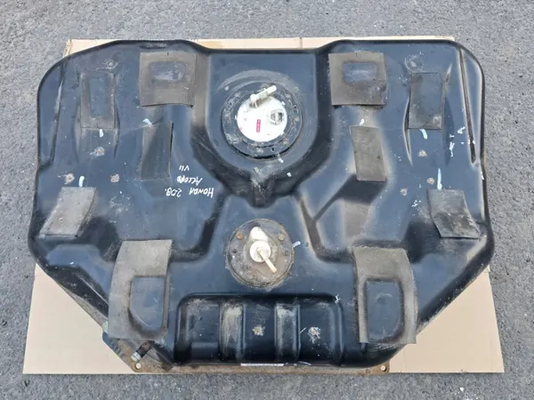 Depósito combustível OEM ZBIORNIK PALIWA BAK Honda Accord VII image 2