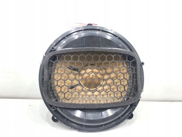 Subwoofer OEM 8V0035412 para Audi A3 8V Sedán image 2
