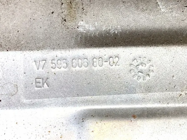 Lämmönsuoja OEM 7595606 MINI Countryman R60:lle image 4