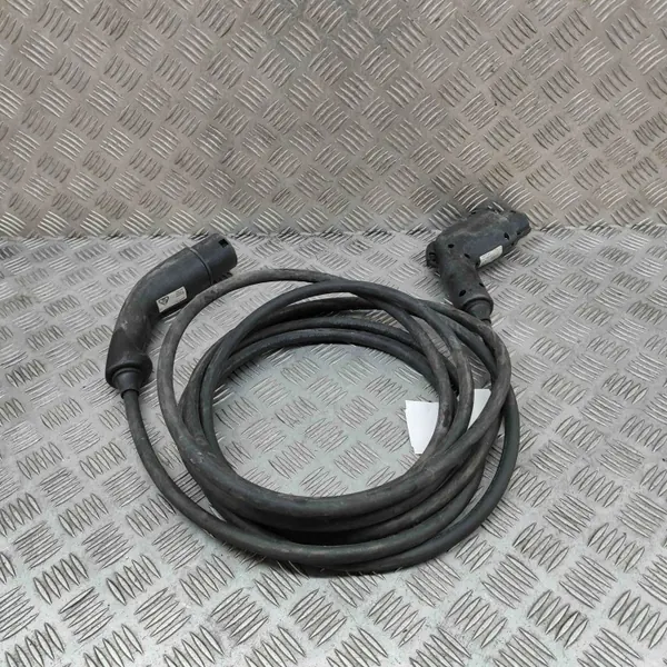 Câble de charge batterie Toyota Prius OEM 35305972 image 5