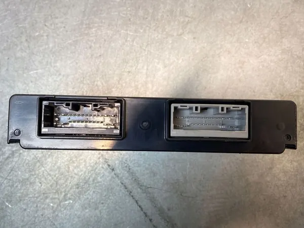 Suzuki Vitara (LY) Ohjaimet OEM FBZ17854 image 4