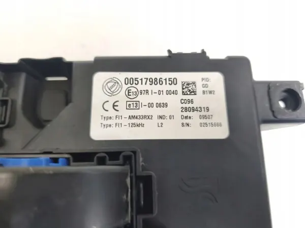 Caja de fusibles Módulo BSI Fiat OE 00517986150 28094319 image 3