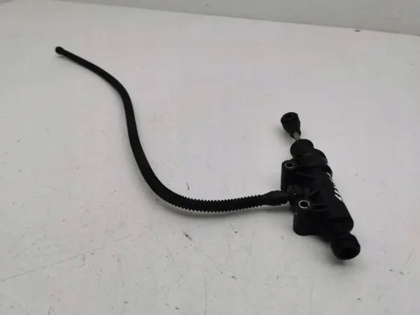 Koppelingscilinder OEM A6392900112 voor Mercedes-Benz Viano image 4