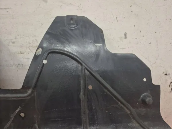 Protector inferior motor Peugeot 206 09-12 OEM 150601 image 3