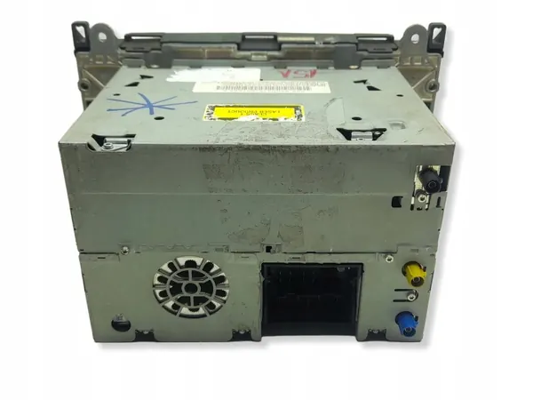 Reproductor CD Radio Mercedes OEM A2038270062 - Usado image 3