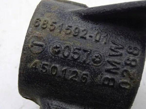 OEM 6851592 Fram höger stötdämparfäste för BMW X6 F16 image 3