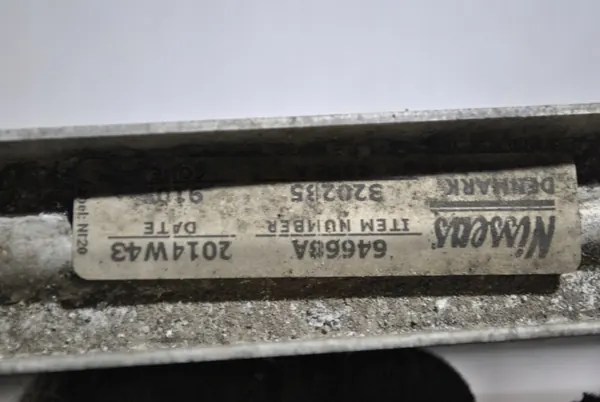 Radiador de agua Toyota Avensis T25 2.0 16V OEM 64668A image 4