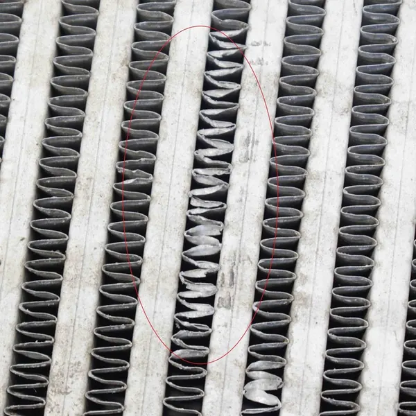 Intercooler 1.4T 1.7CDTI Opel Mokka 95026333 image 3