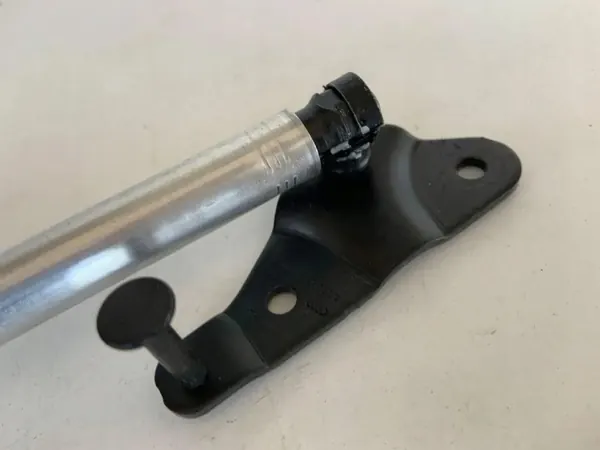 Charnière gauche coffre OEM 4G8827858R pour Audi A7 Sportback image 4