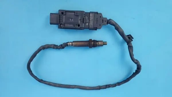 BMW X6 III G06 Lambda NOX Sensor 8490431 image 2