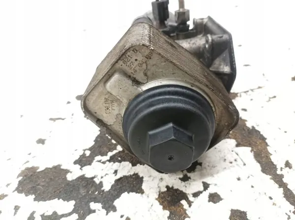 Öljynsuodinkotelo OEM 045115389K 2.0 TDI Audi A6 image 5