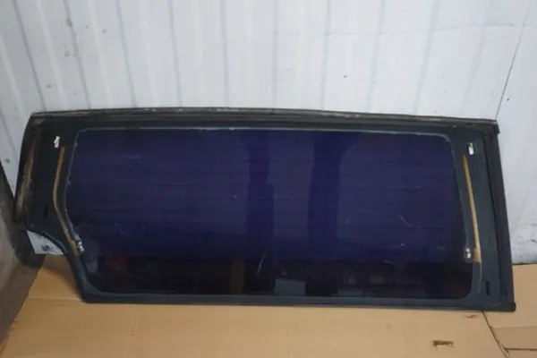 Suzuki OE G.V. I Heckklappenscheibe 98-05 image 4