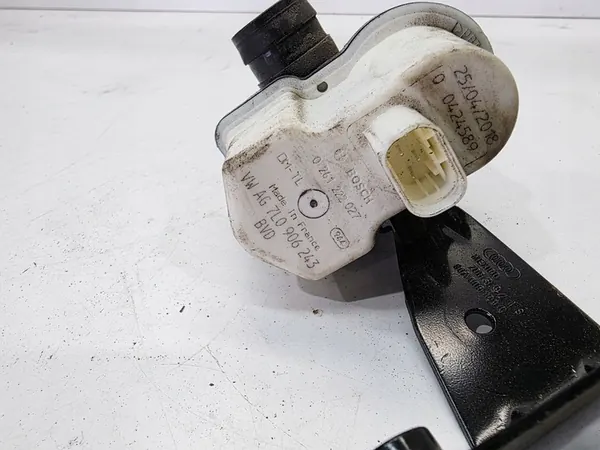 Vanne de filtre à charbon Audi Q5 FY 2.0 TFSI image 5