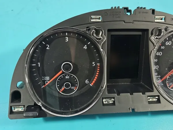 Snelheidsmeter VW Passat B7 2.0 TDI CFF 3AA920870D image 4