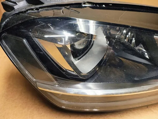 Farol Direito Volkswagen Golf VII 5G1941032 image 2