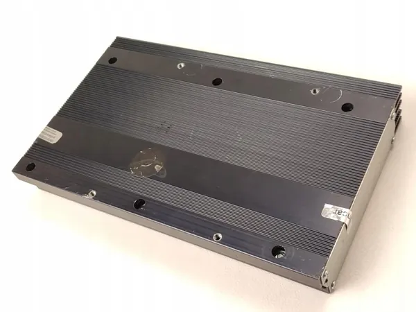 Amplificateur Radio OEM 05064982AN pour Chrysler 300S image 3