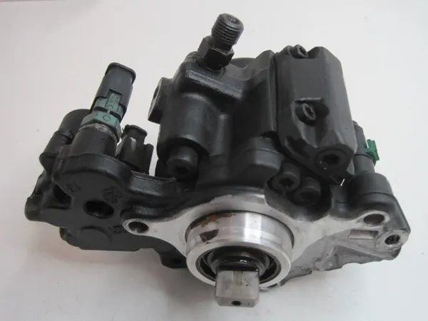 Gebrauchte Einspritzpumpe OEM 9678086680 für Citroen DS5 image 7