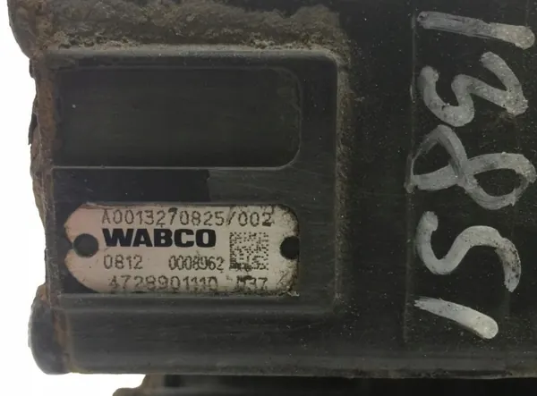 Válvula de suspensión neumática Mercedes OEM A0013270825 image 6