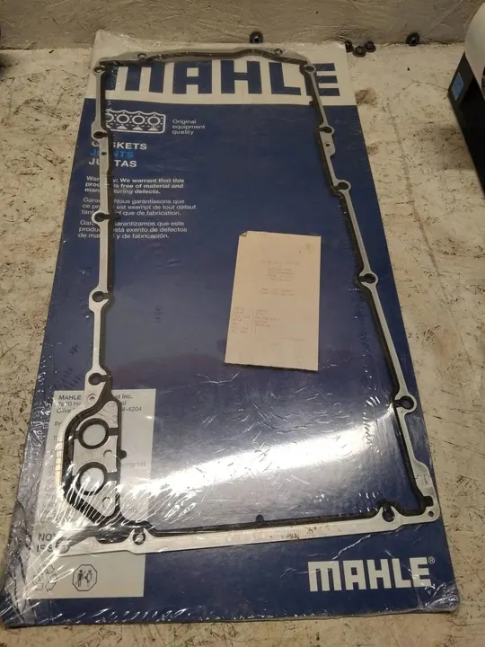 Hummer H3 2007 Joint de boîte de vitesses OEM image 1