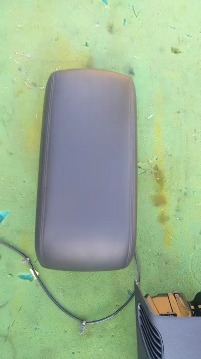OEM 56YG78687GH5 Etukäsinoja Jeep Grand Cherokee:lle image 2