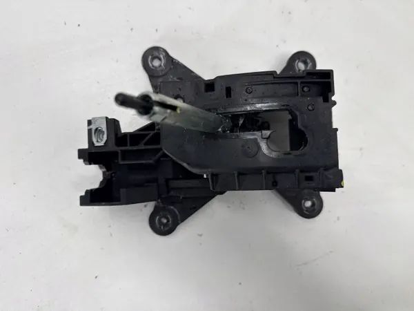 OEM 84069303 Manchon de levier de vitesse Chevrolet Camaro 2016+ image 2