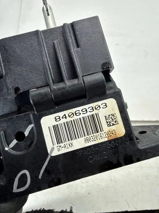 OEM 84069303 Manchon de levier de vitesse Chevrolet Camaro 2016+ image 6