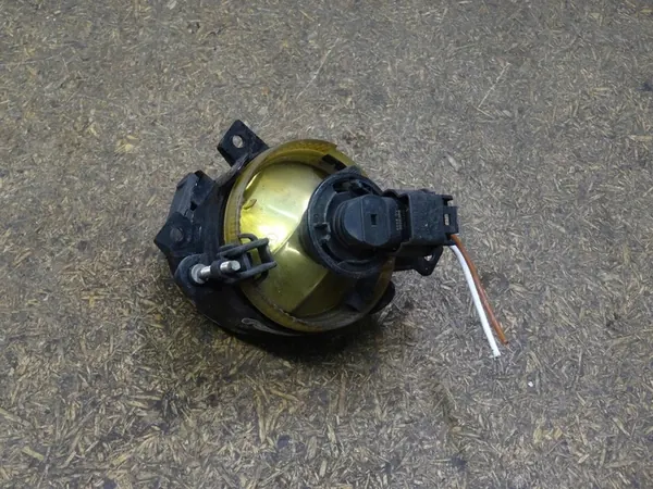 VW TOURAN SCIROCCO GOLF V FAROL DIREITO image 2