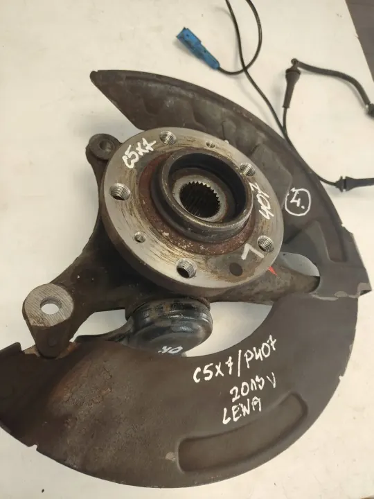 OEM 1640790280 Framhjulsnav - Begagnad image 7