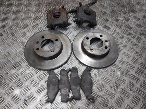 Disques, Plaquettes & Étriers Frein Avant OEM image 2