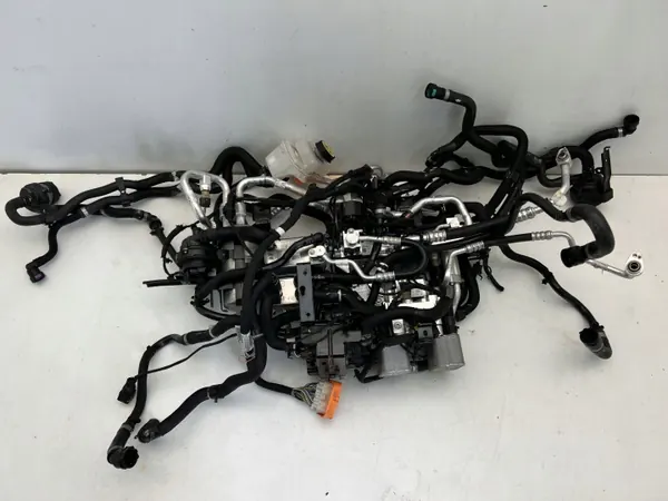 Jaguar I-PACE X590 Vesipumppu & Letkukokoelma OEM i-paceprzewody image 2