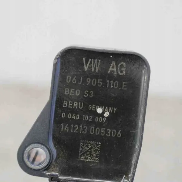Conjunto de bobinas de ignição Audi A3 2.0L OEM 06J905110E0040102009 image 3