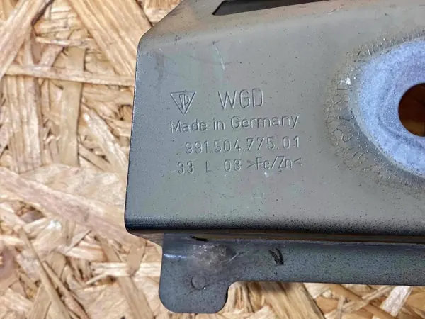 Uitlaatbevestiging Porsche 911 Targa OEM 99150477501 image 3
