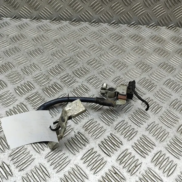 Klema minusowa VW GOLF VII Variant 5Q0915181G image 5