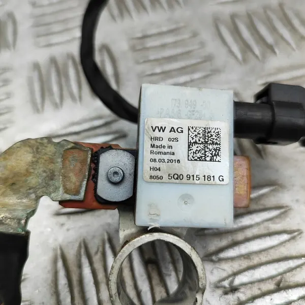 Klema minusowa VW GOLF VII Variant 5Q0915181G image 7