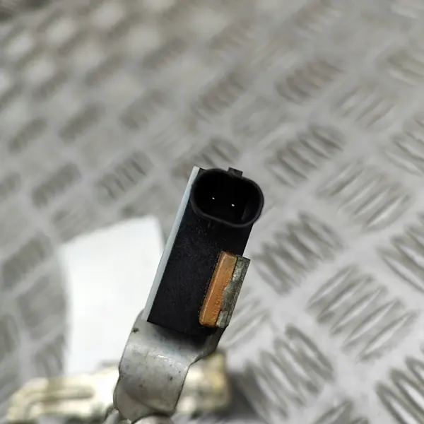 Klema minusowa VW GOLF VII Variant 5Q0915181G image 8