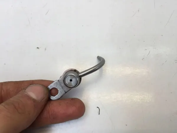 Mercedes Kolbenöldüse OEM B175 - Gebraucht image 5