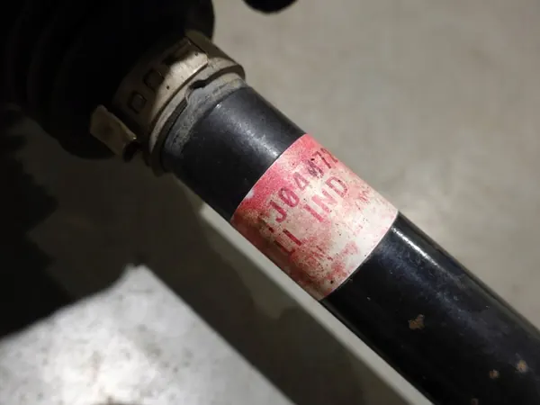 Volkswagen VW New Beetle 1C0 2.0 Vänster Axeln image 2