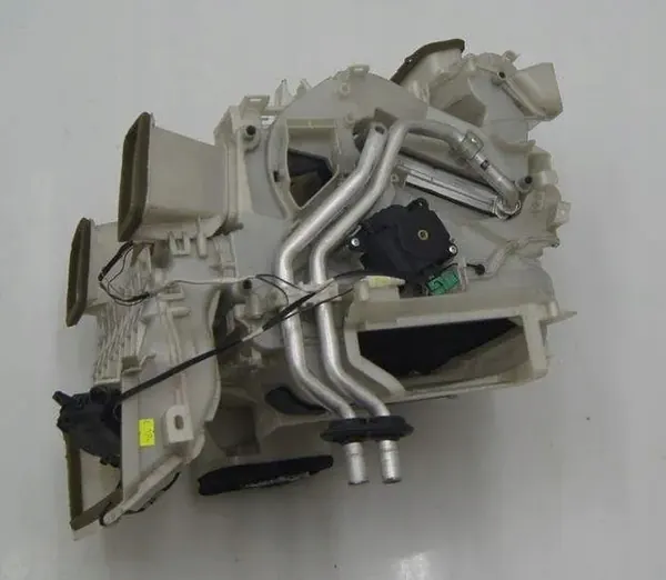 Pièce refroidissement Lexus OEM 8705048370 RX Hybride image 2