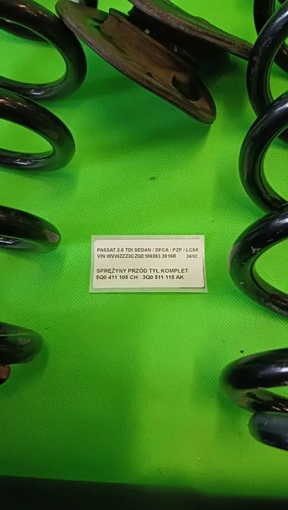 VW Passat B8 Ensemble de Ressorts de Suspension Arrière OEM 3Q0511115AK image 4