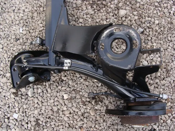 Asse posteriore VW Golf IV 1.9TDI HB image 8