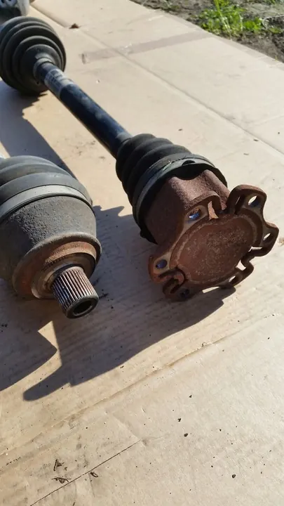 Halvaxel AUDI A8 D3 4E0407272Q image 4