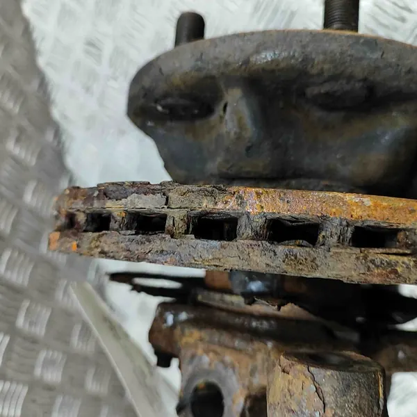 Mozzo anteriore sinistro IVECO DAILY V 3.0L OEM 2996121 image 6