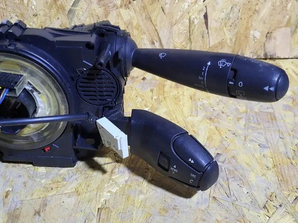 Gecombineerde schakelaar Peugeot 5008 image 3