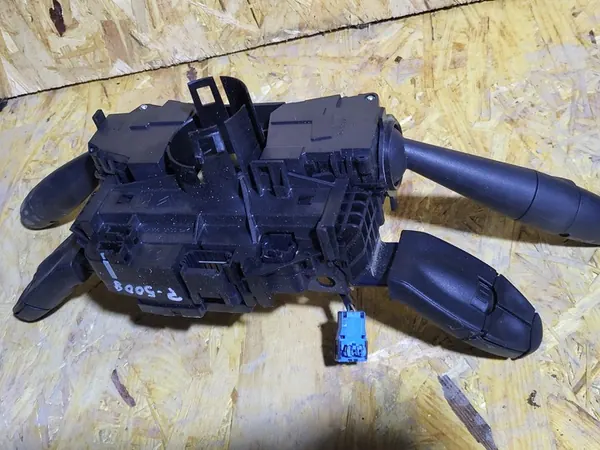 Gecombineerde schakelaar Peugeot 5008 image 9